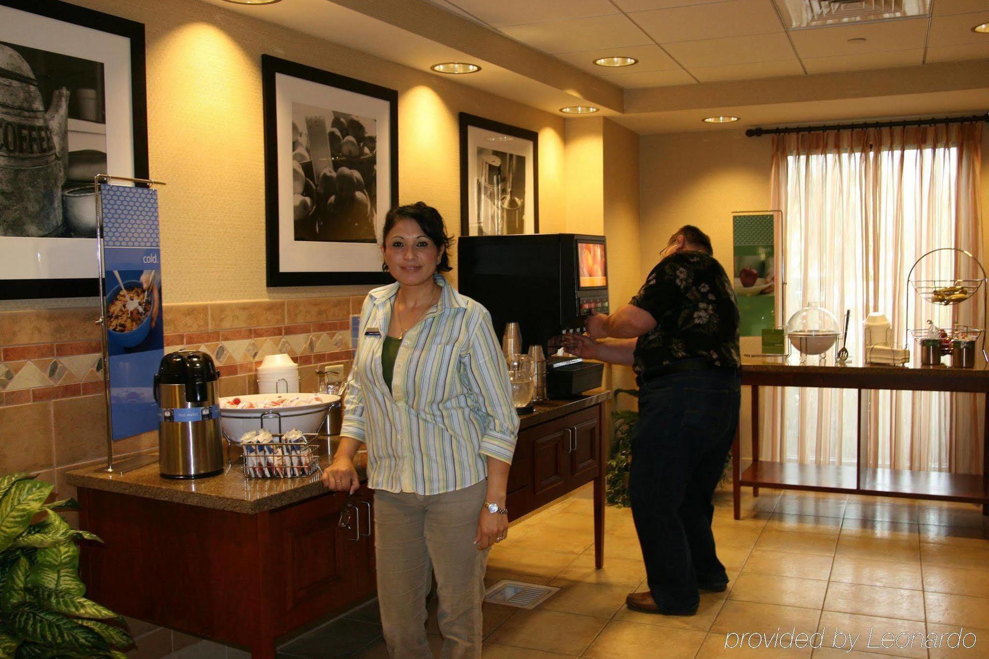 Hampton Inn & Suites Highland San Bernardino Restaurang bild